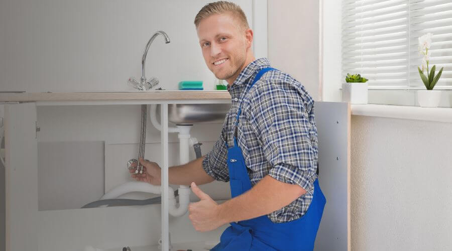 Expert burst pipe repair services in Tarrytown, GA